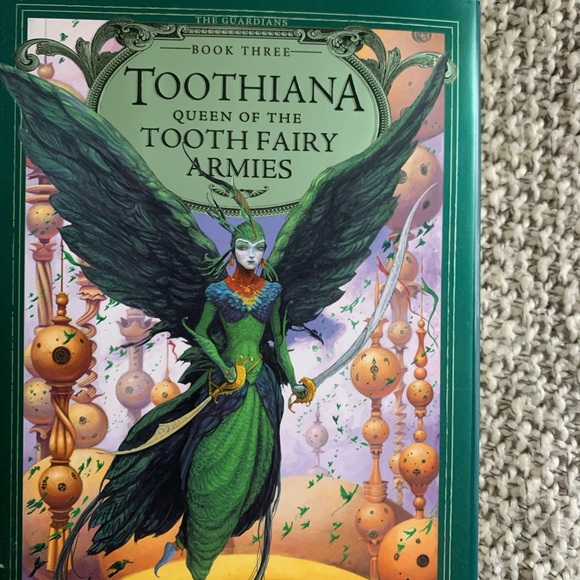Toothiana Queen of the Tooth Fairy Army - Picture 2 of 7